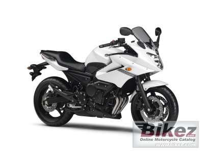 2010 Yamaha XJ6 Diversion photo